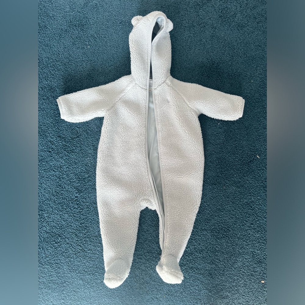 Ralph Lauren baby bunting (perfect for spring)!